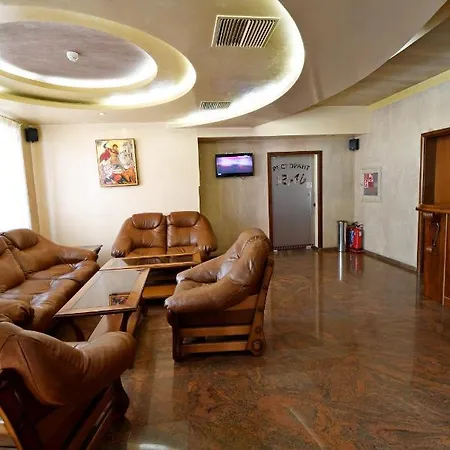 Hotel Rai 2*